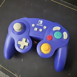 Nintendo switch game cube controller