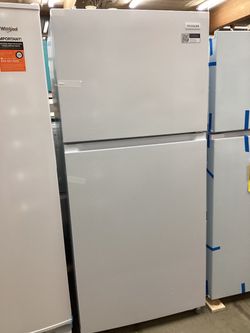 Frigidaire 30 in Standard Depth 19 cu.ft. Top Freezer Refrigerator Garage Ready in White New Scratch and Dent