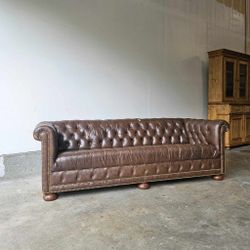 Distressed Chesterfield Sofa Couch