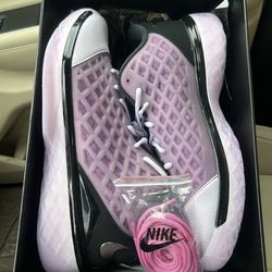 Kobe 3 Pink Quartz size 12