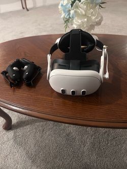Meta Quest 3 VR Headset with Controllers