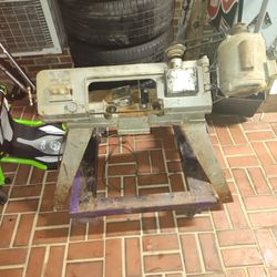 Metal Band Saw 