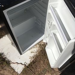 Refrigerator Mini. 