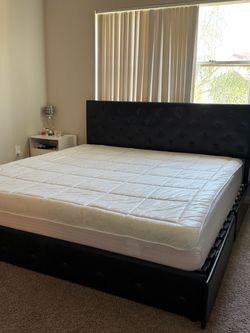 King size bed - Mattress 10inch + frame with storage