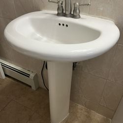 Pedestal Sink