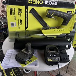 RYOBI ONE+ 18V 100 MPH 280 CFM Cordless Battery Variable-Speed Jet Fan Leaf Blower with Battery and Charger