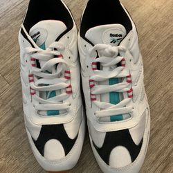 Reebok Concept Sample 004
