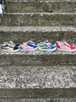 4 Pair Of Vans Sz 5 $20 each 