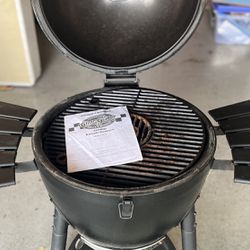 Char Grilled Akron/Egg Grill(225$)