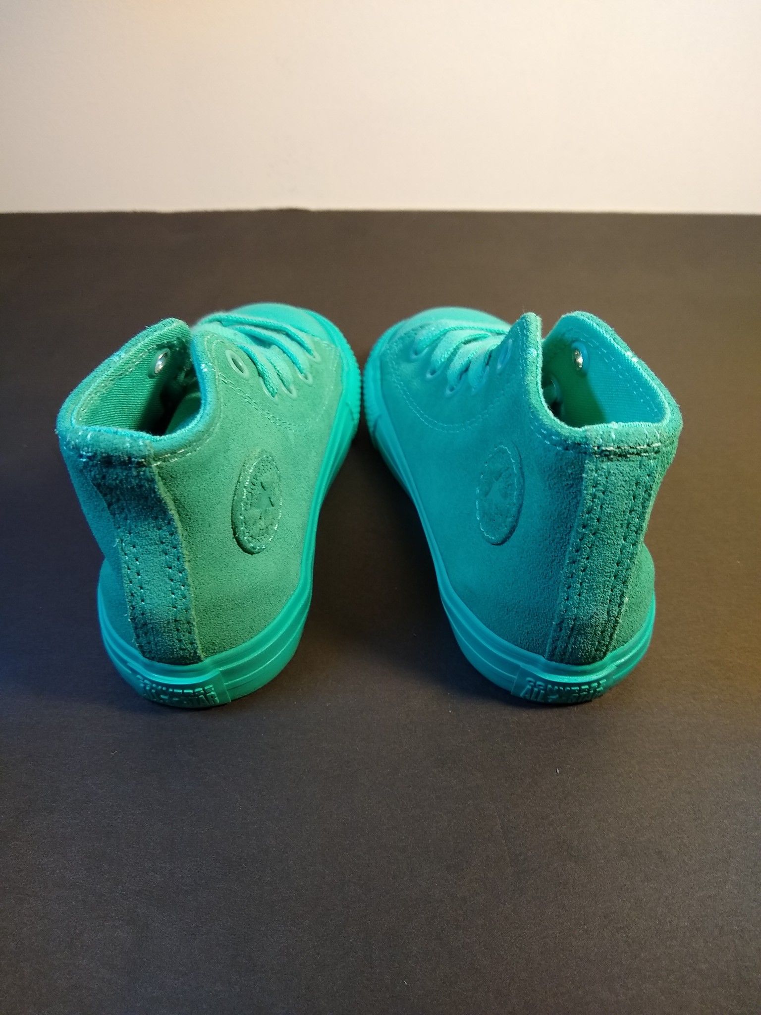 Converse size 7 infant