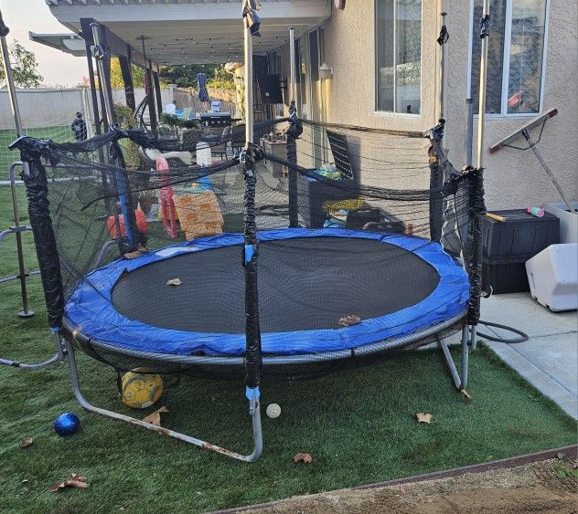 8 Foot Trampoline