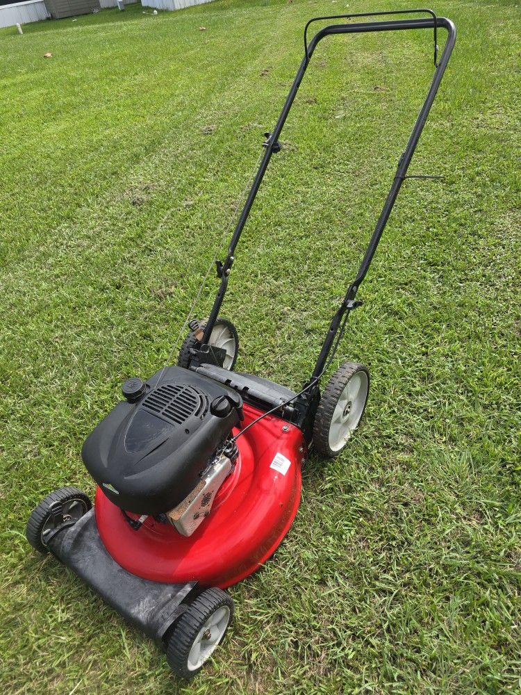 Yard Machine 21" REGULAR PUSH Lawn Mower 