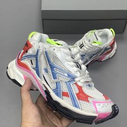 Balenciaga Men’s Sneaker With Box New 