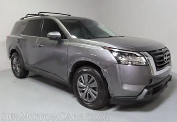 2022 Nissan Pathfinder