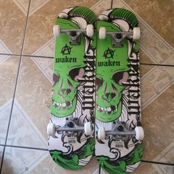 SKATEBOARDS SIZE 8.0