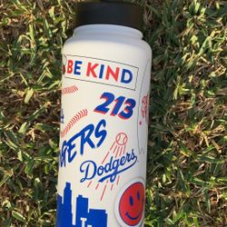 Dodgers 34 0z Water Bottle 