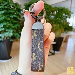 Beautiful Leather Luxury Rope Keychain .