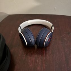 Beats By Dr. Dre Solo 3 Noise cancelling Headphone Bluetooth