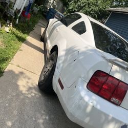 2005 Ford Mustang