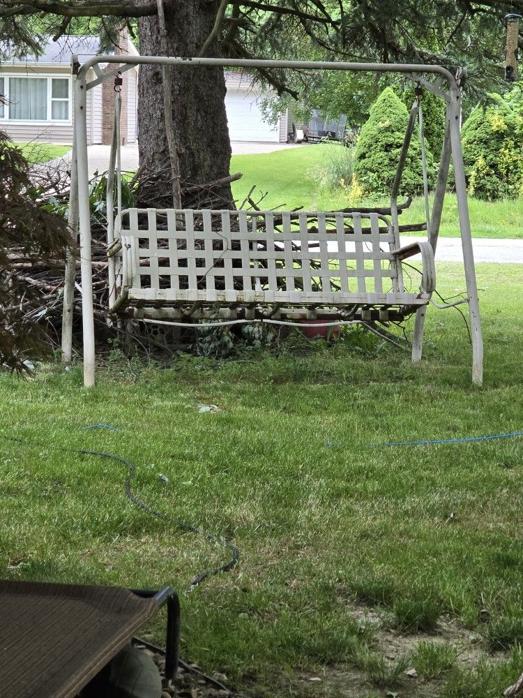 Yard Swing , Need Cushions BUT Usable