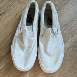 🦋White Vans ~ Size 9