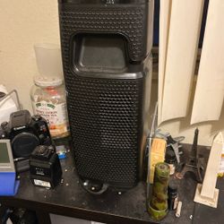 Holmes Air Purifier - Like New!