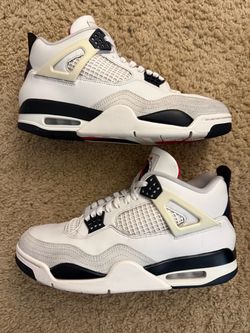 Size 10 (Pre owned, no box) - Air Jordan 4 retro flight club