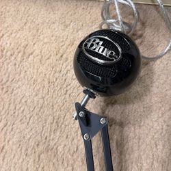 Blue Mic With Arm