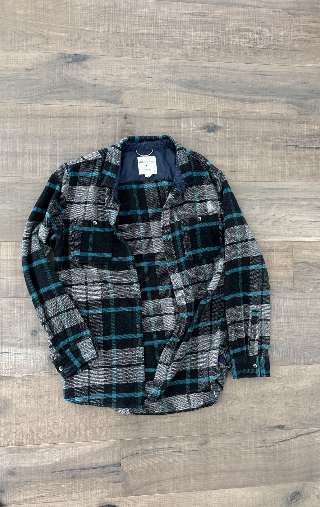 Modern Amusement Men’s Flannel