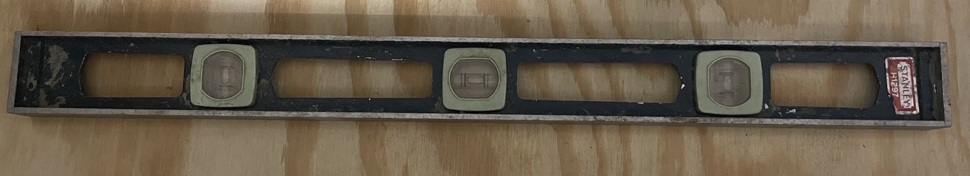 24” Metal Stanley level