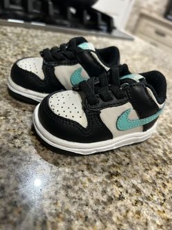Baby Nike Dunks - 2C 
