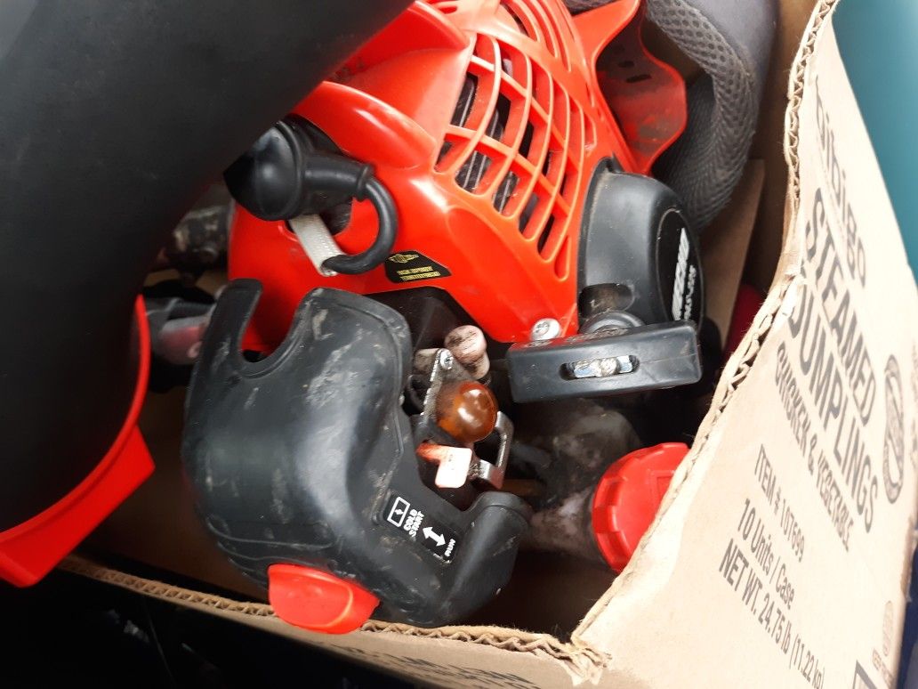 Echo Weed Eater With Blower Runs Good