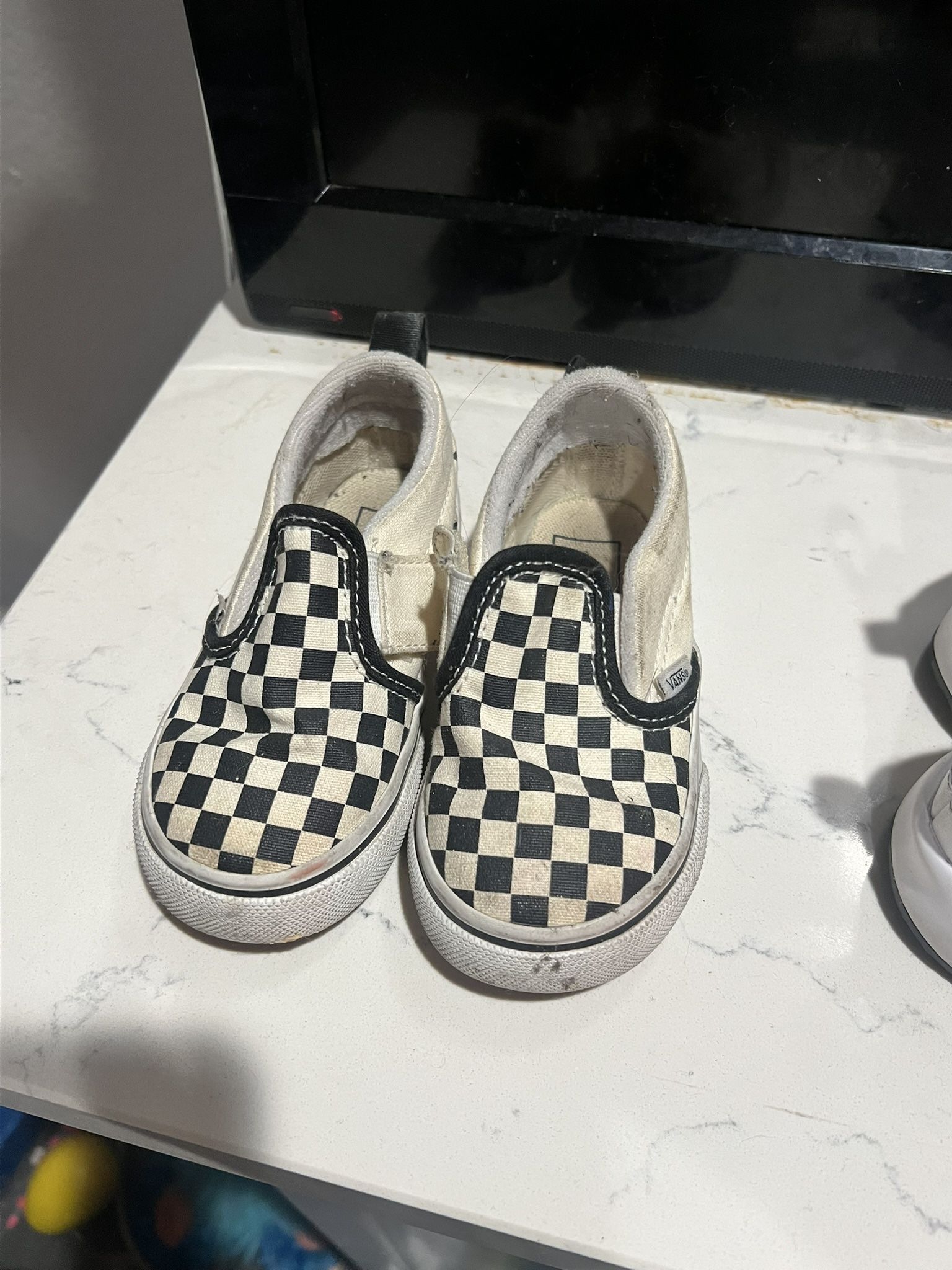 Toddler Checkered Vans 7c