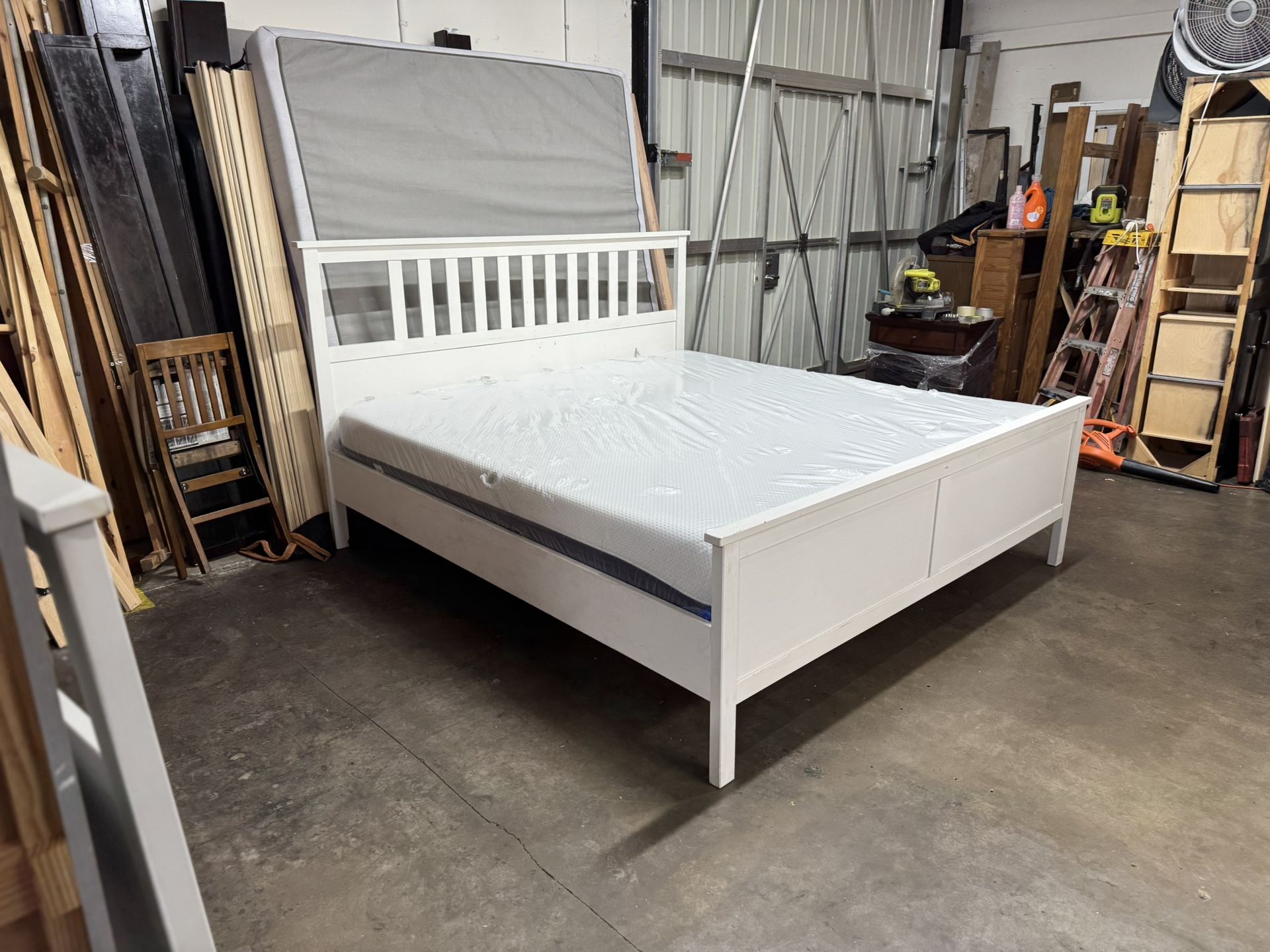 King Bed $330