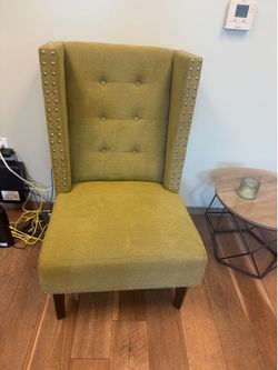 Accent chair