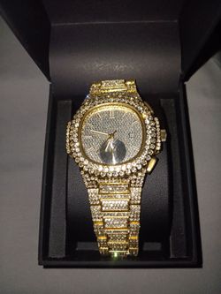 Luxury Gold Iced Out Watch
