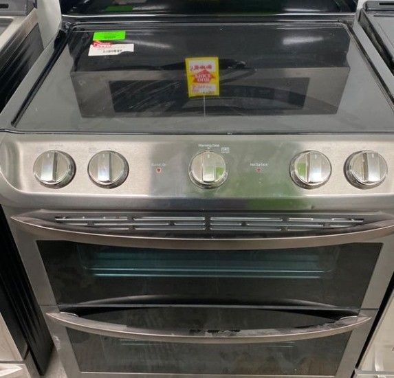 Stove / Oven