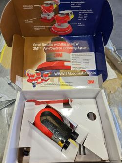 3M ORBITAL SANDER "BRAND NEW