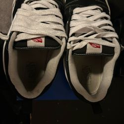 Vans Knu Skool Size 12