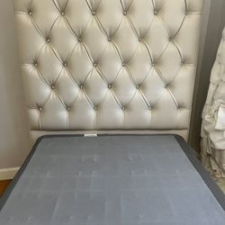 LEATHER TUFTED TWIN BED w/ CRYSTALS