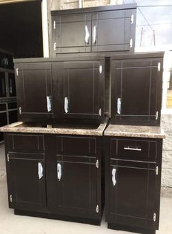 350$ kitchen cabinets in different colors and styles