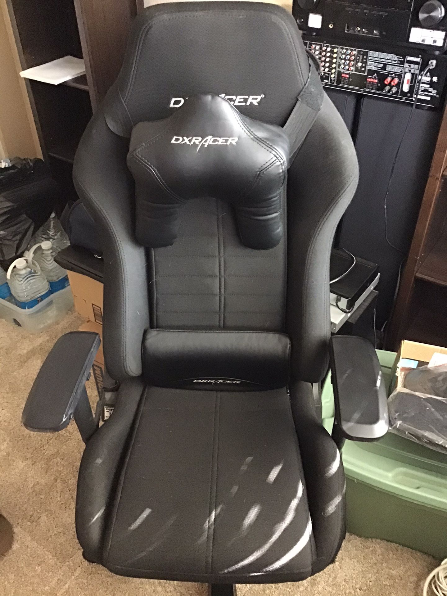 DXRacer Office Chair Iron Series DOH/IS132/N with Leather Pillows