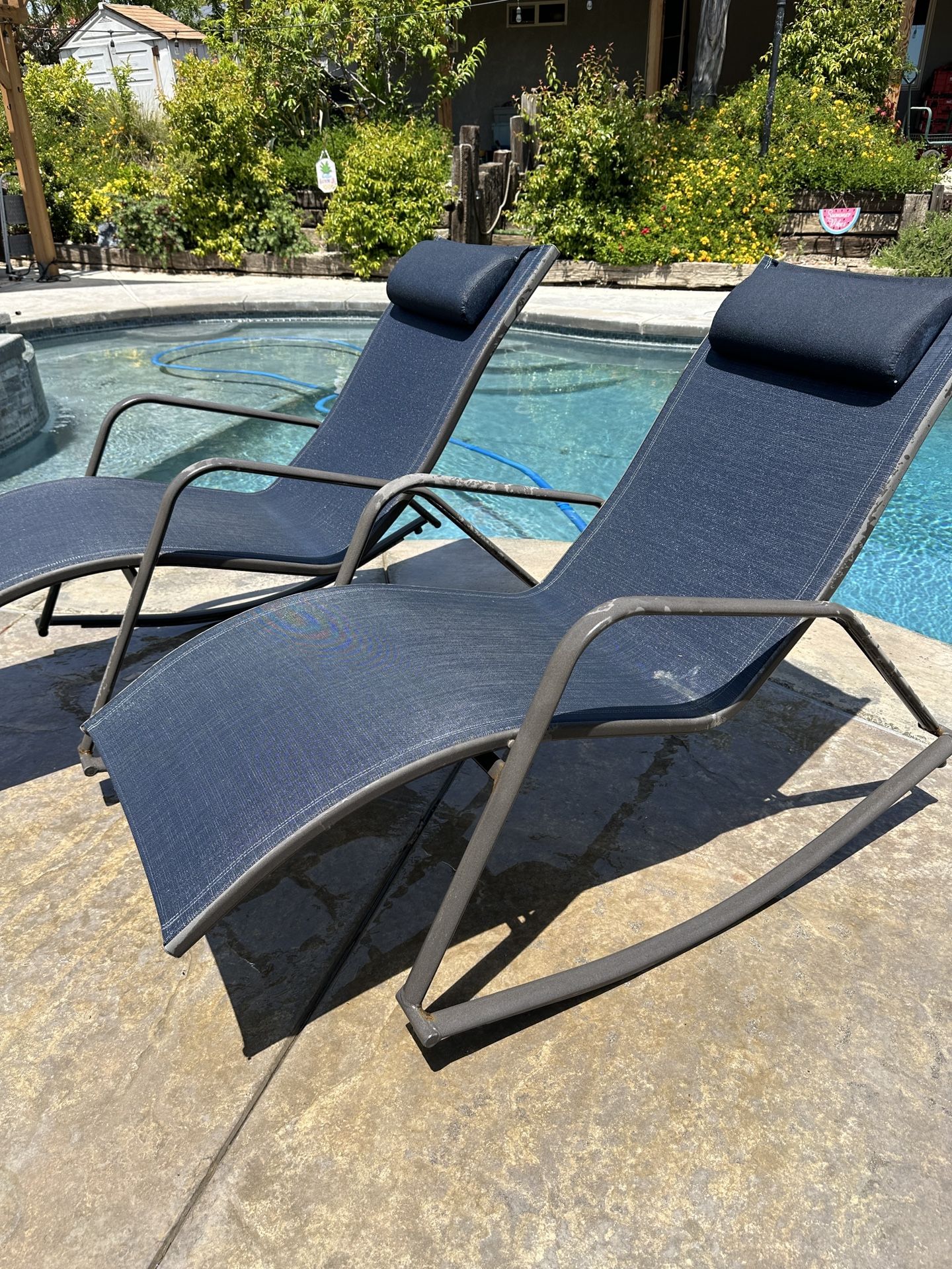 Blue Rocking Outdoor lounge chairs