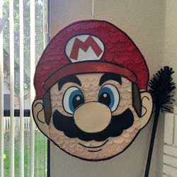 Piñata De Mario
