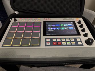 Akai MPC Live II Retro Edition