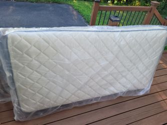 Free twin sized mattress