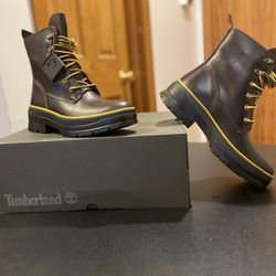 Timberland Women Boots-Brand new In Box 8 1/2