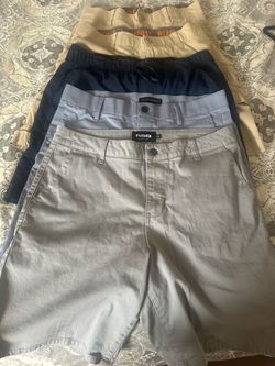 Men’s Shorts Size 32/33