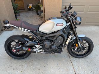 2016 Yamaha XSR900