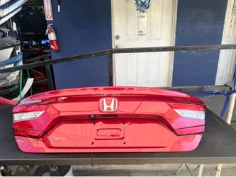 Honda accord 2018-2022 trunk lid Oem